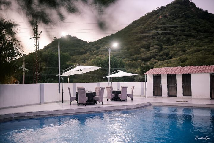 Pool 36 of 58