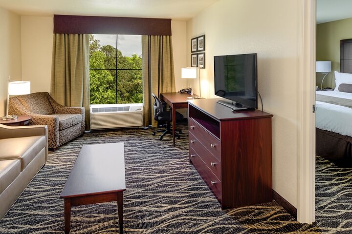 Double Accessible King Size Bed (8 of 8)