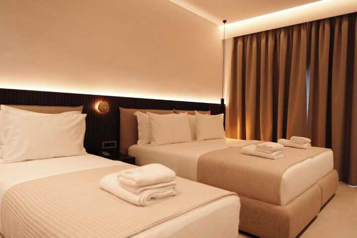 Room 26 of 75