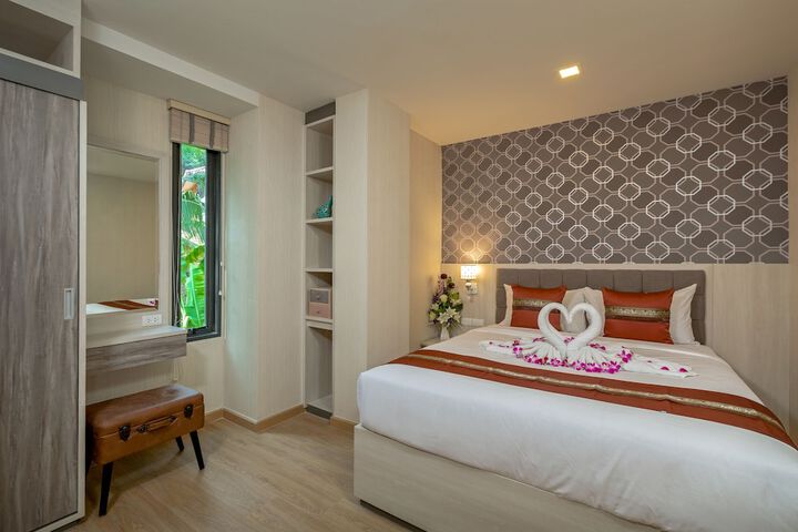 Room 16 of 50
