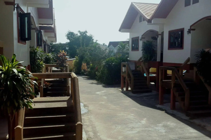 Photo 6