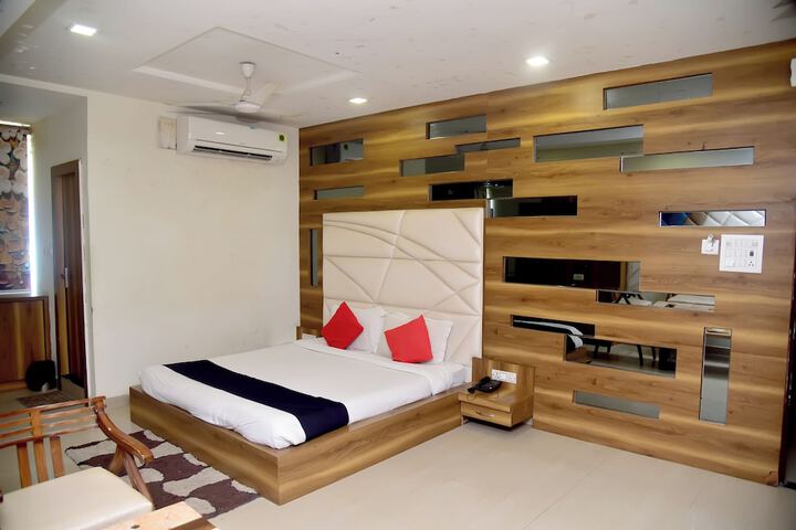 Room 20 of 37