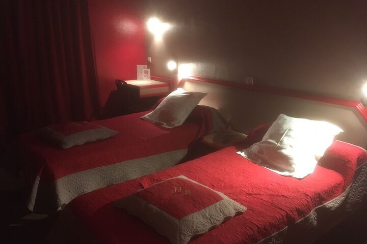Room 5 of 26