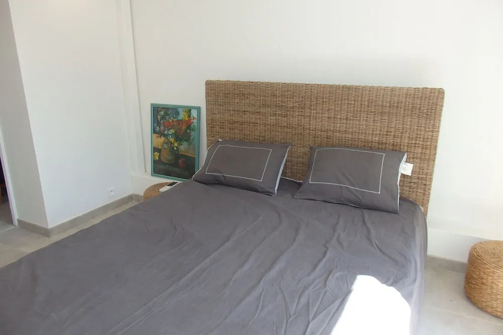 Room 2 of 15