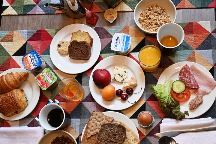 Dining 55 of 59