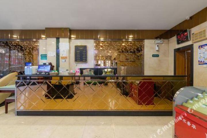 General 10 of 17