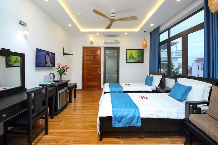 Room 10 of 50