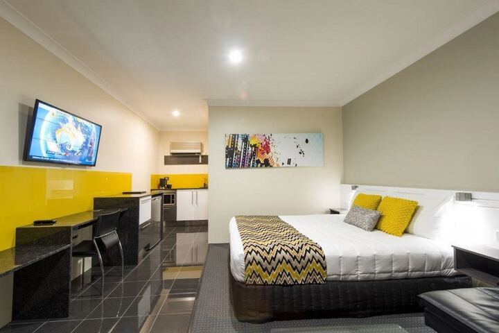 Room 5 of 30