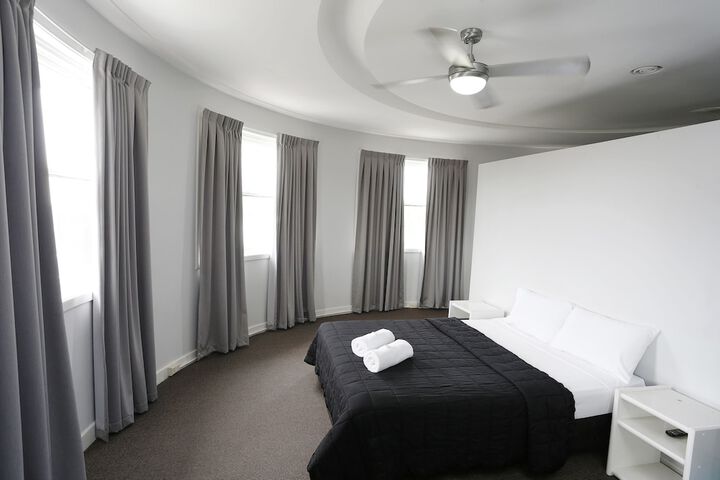 Room 9 of 58
