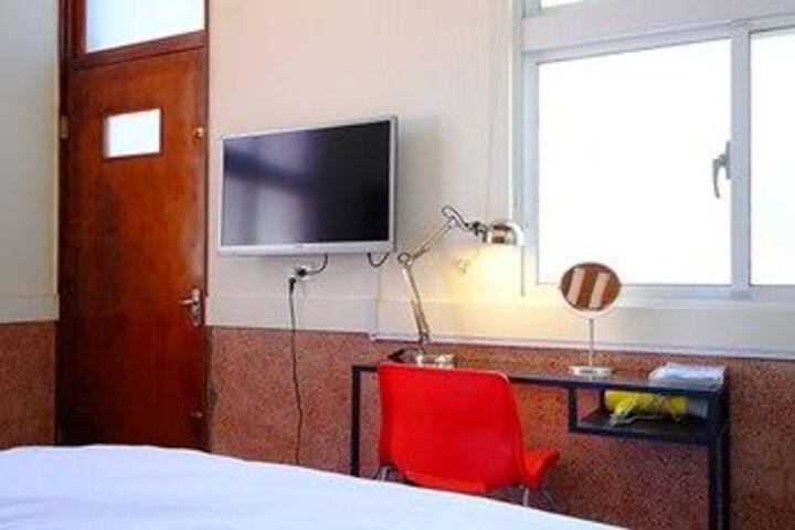 Room 31 of 32