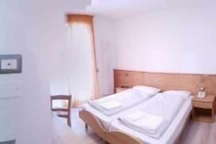 Room 3 of 3