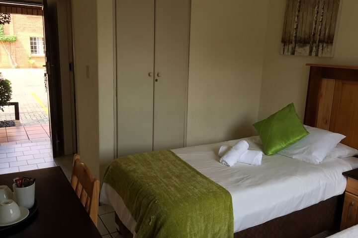 Room 18 of 44