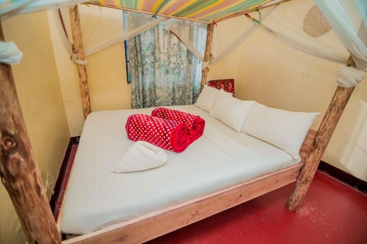 Room 7 of 57