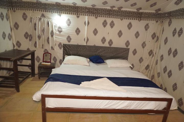 Room 15 of 85