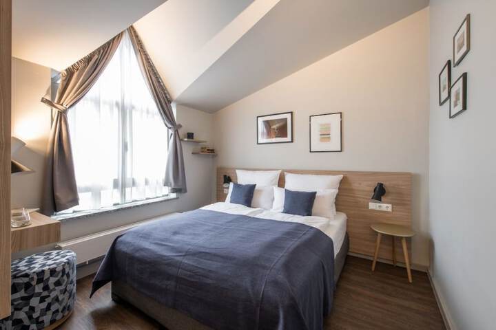 Room 20 of 40