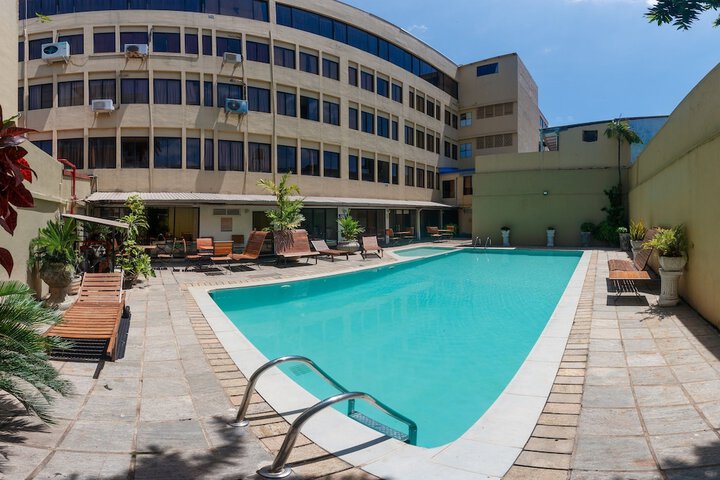 Pool 33 of 51