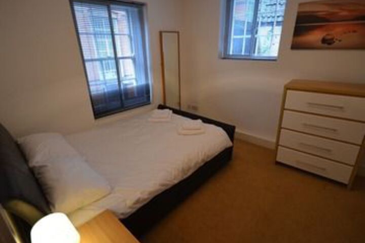 Room 8 of 15