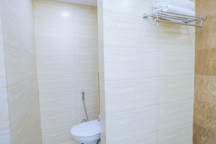 Room 50 of 80