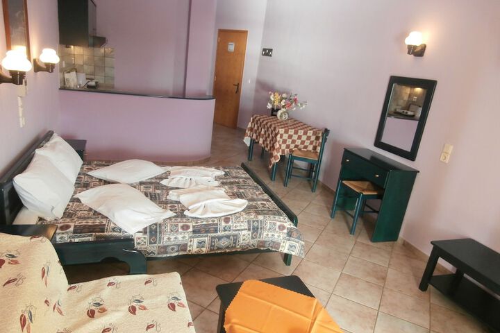 Room 18 of 49