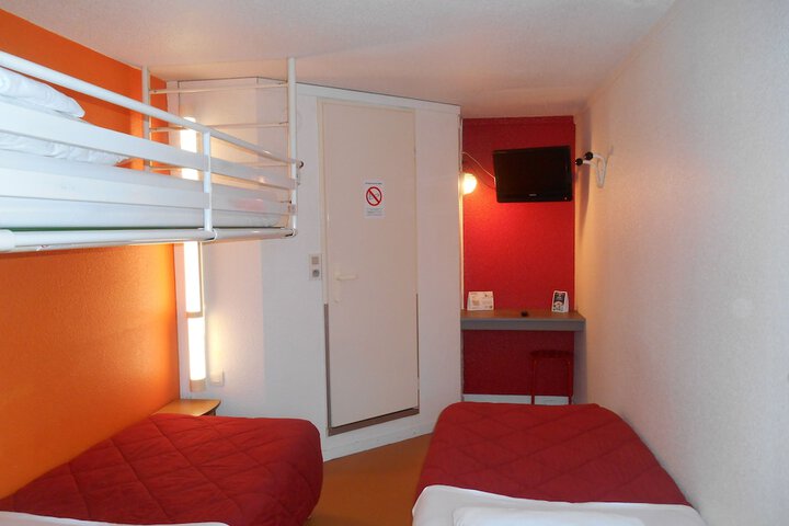 Room 26 of 41