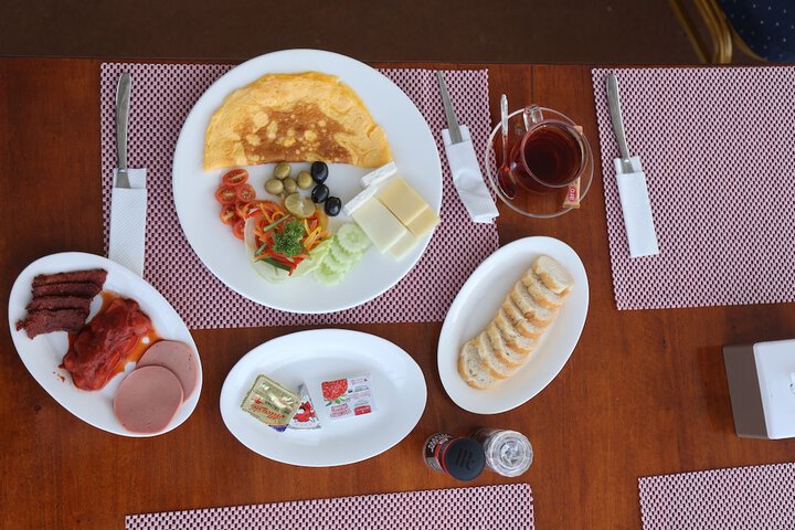 Breakfast/Coffee Service 120 of 127