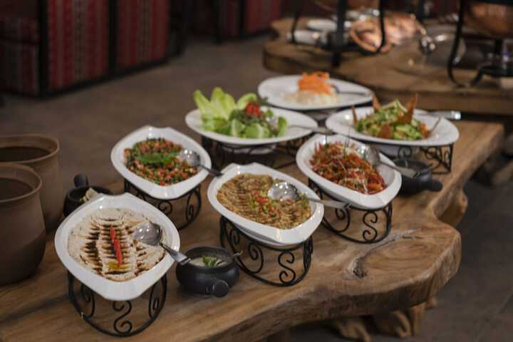 Dining 64 of 102
