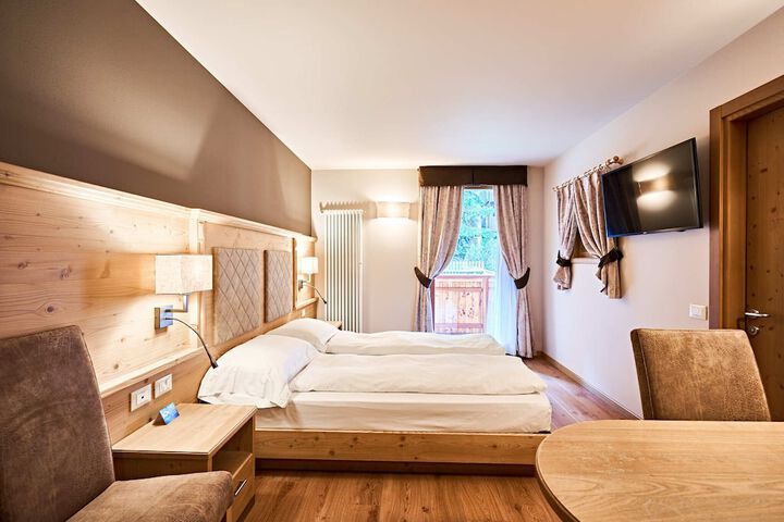 Room 13 of 92