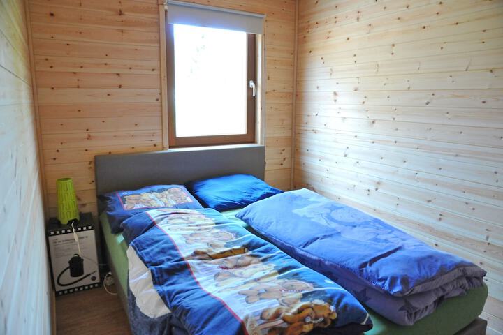 Room 4 of 14