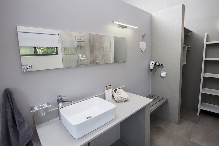 Room 4 of 21