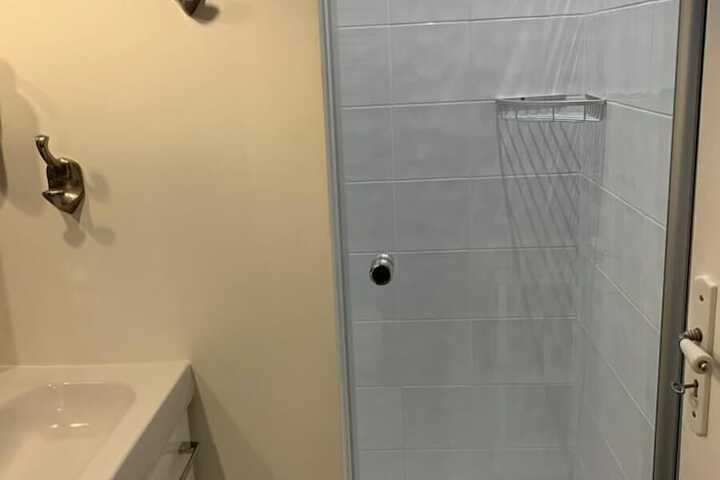 Room 52 of 68