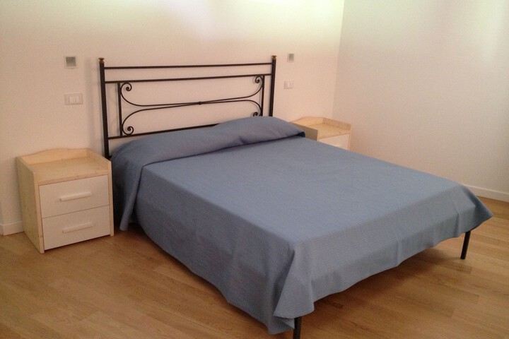 Room 10 of 43