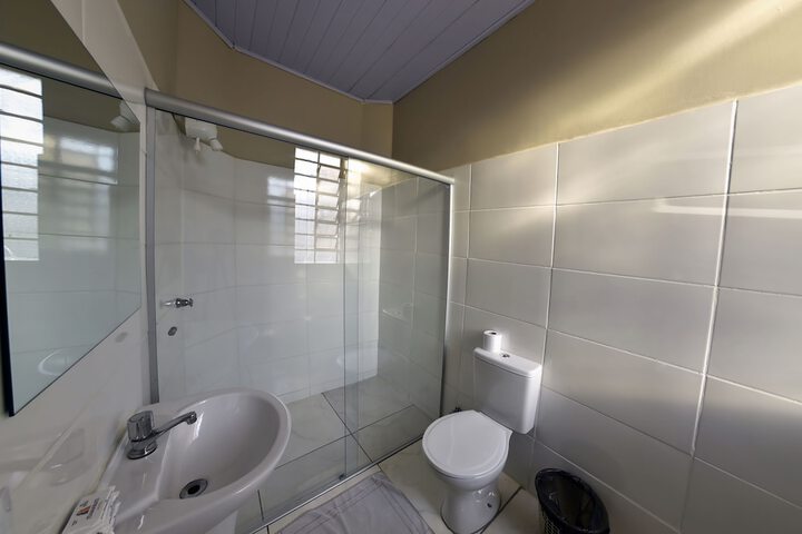 Clean Restrooms