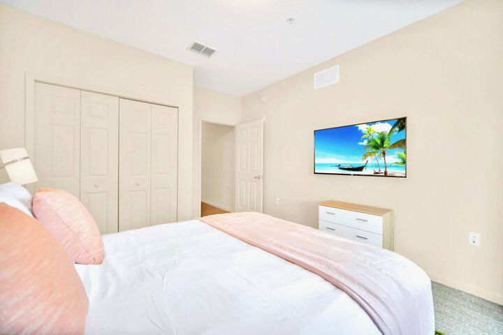 Room 5 of 29