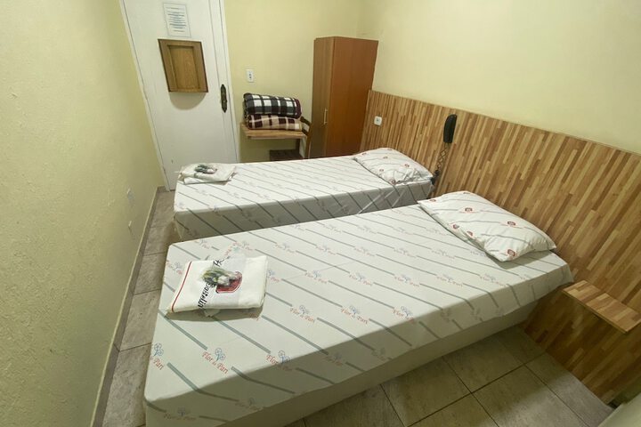 Room 3 of 14