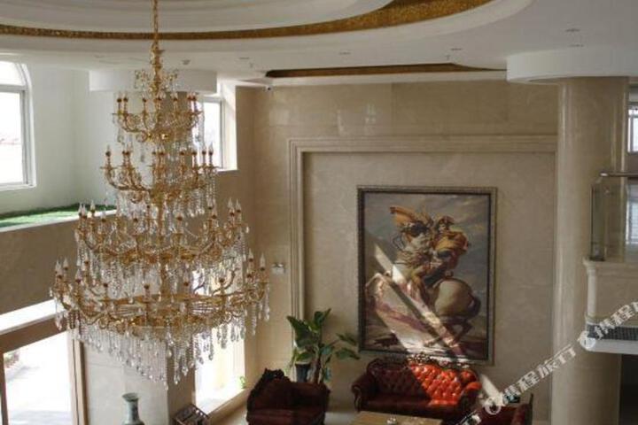 Shun Hai Lan Tian Hotel