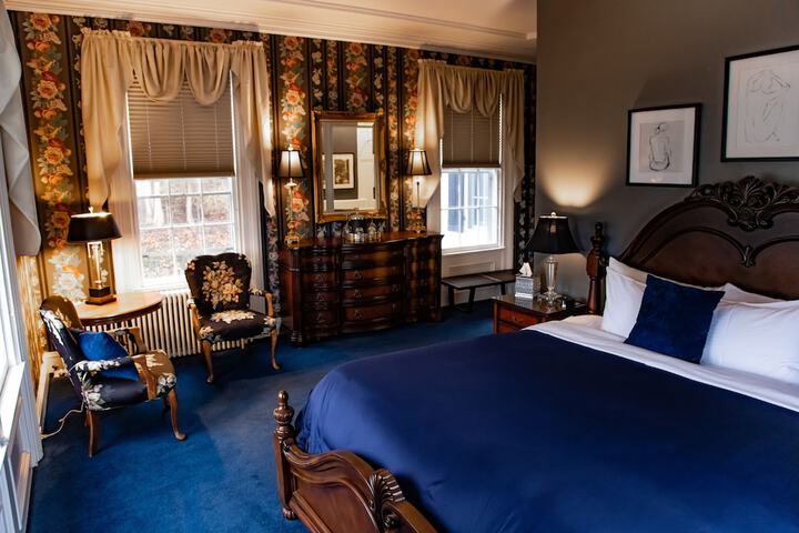 1 King Bed (34 of 65)