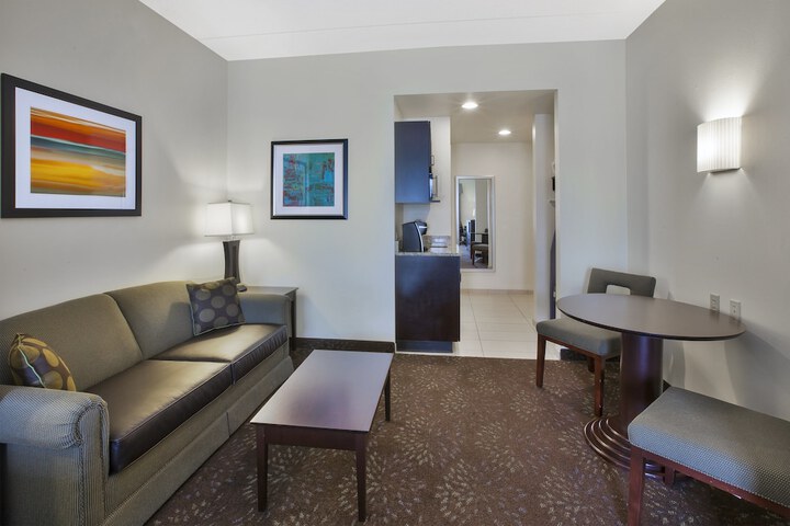 Room 19 of 65