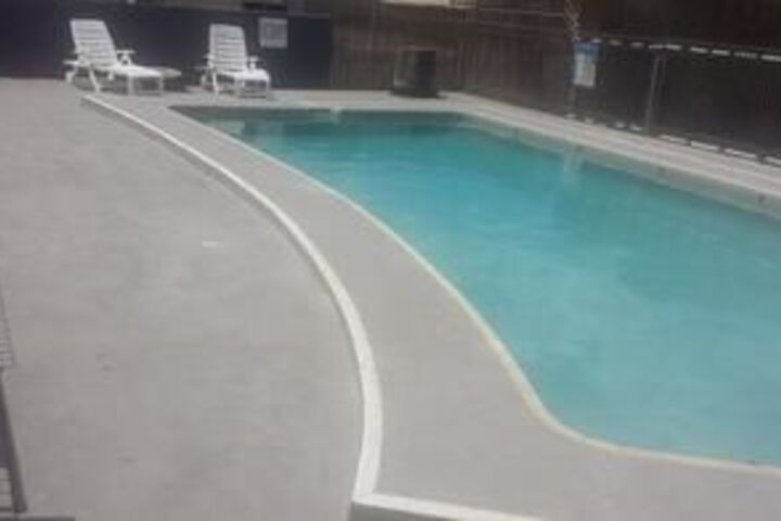 Pool 64 of 71