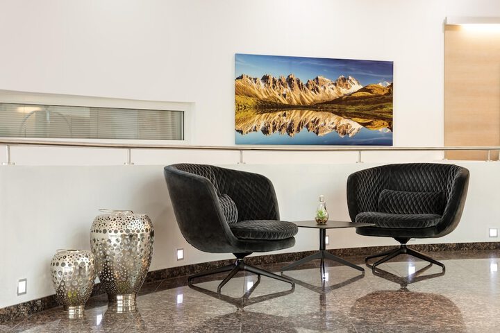 Lobby Entry