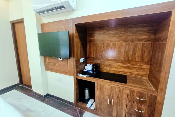 Room 43 of 71