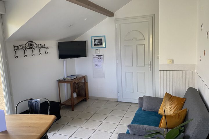 Room 15 of 61