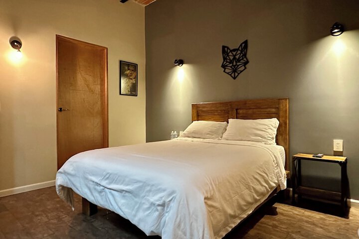 Room 9 of 57