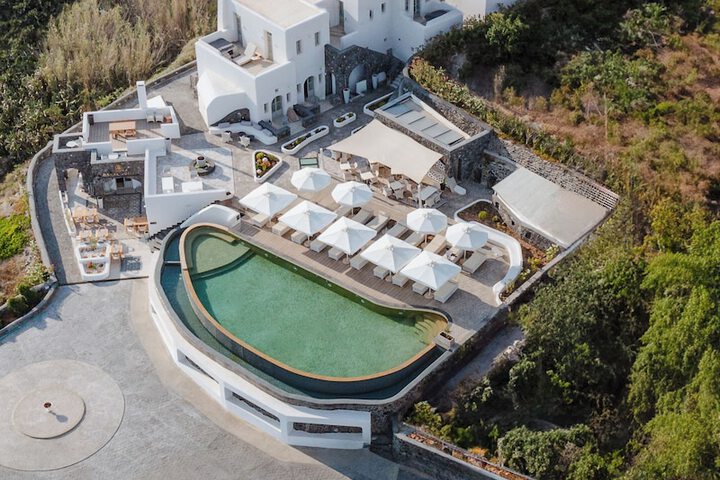 Danae Suites Santorini