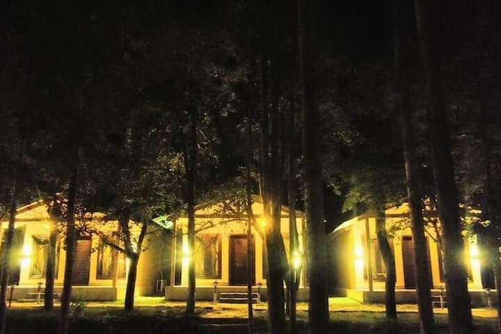 Hotel 7 of 42