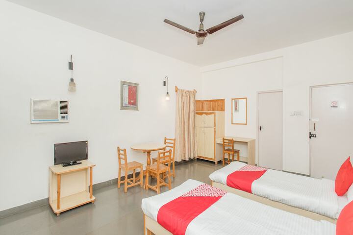 Room 15 of 21