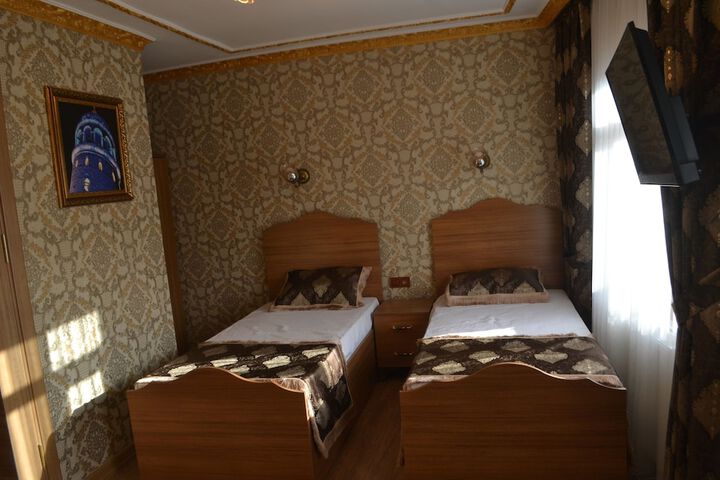 Room 23 of 31