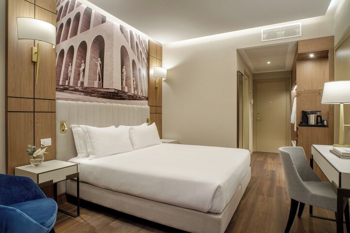 Room 21 of 80
