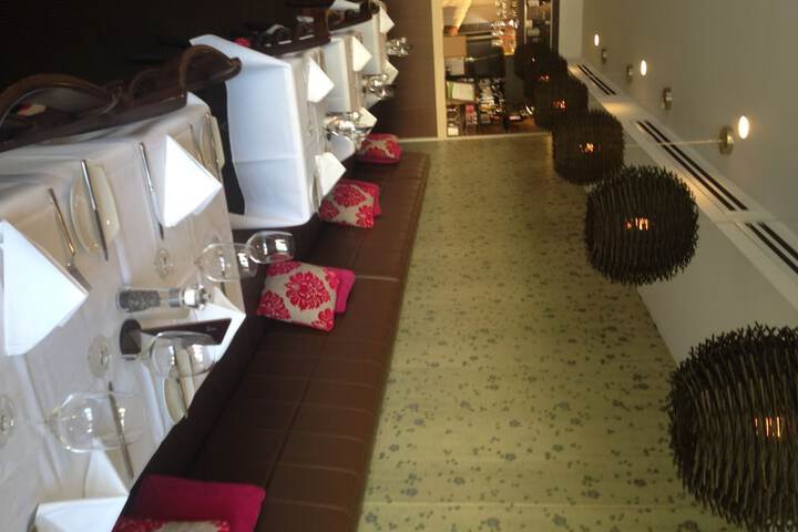 Breakfast area