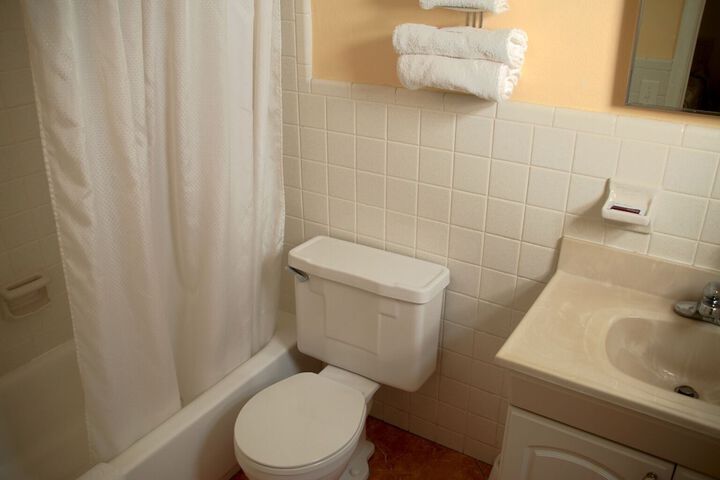 Room 34 of 48
