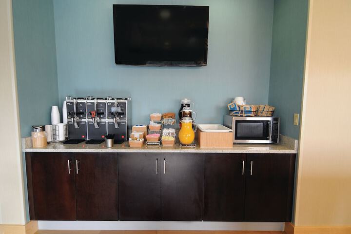 Breakfast buffet